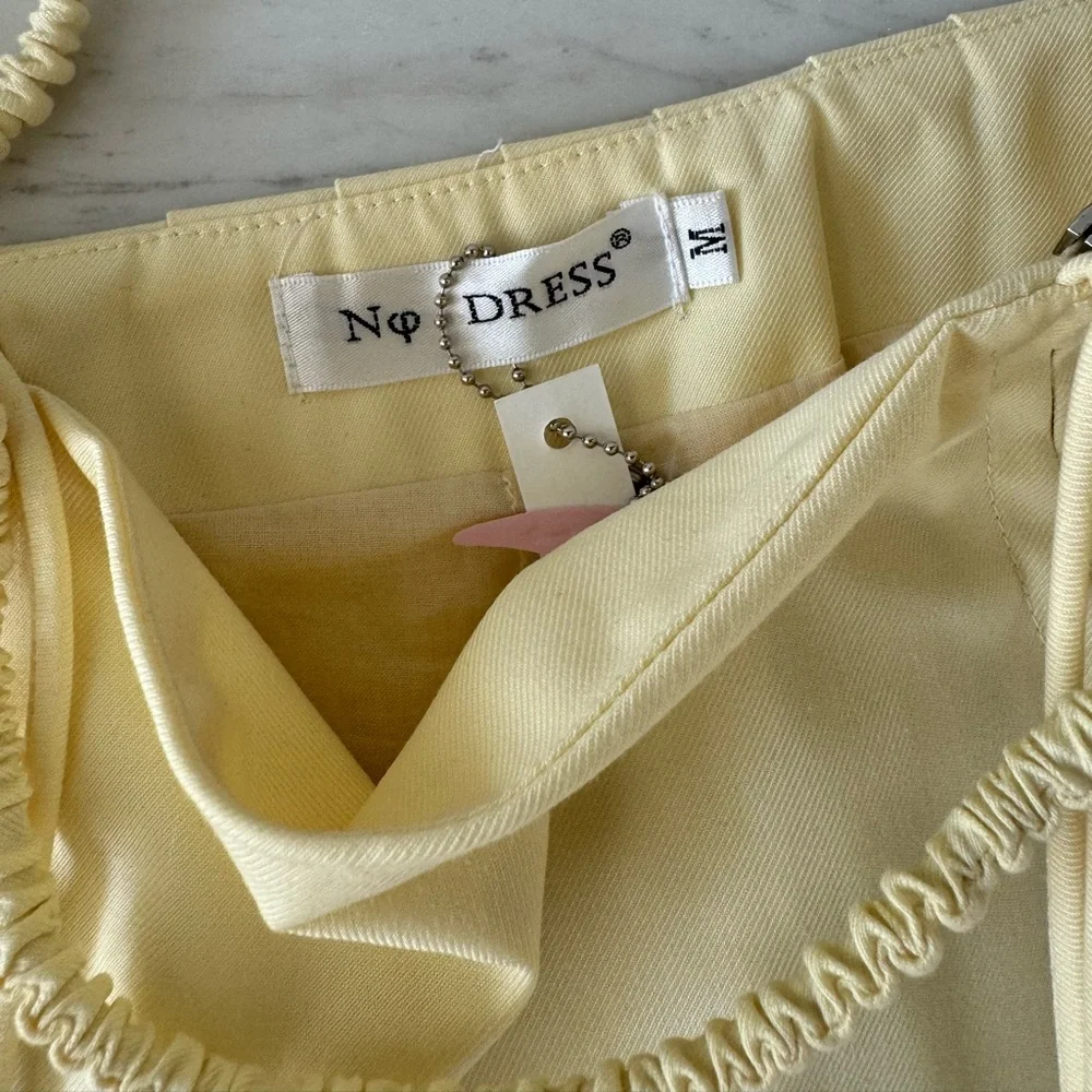 no dress yellow pleated mini skirt🐣